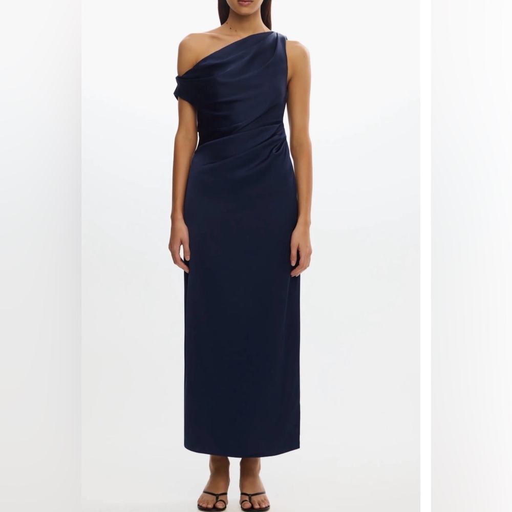 Significant Other Allyssa Pleated One Shoulder Navy Blue Gown, Size 4 - Picture 3 of 9